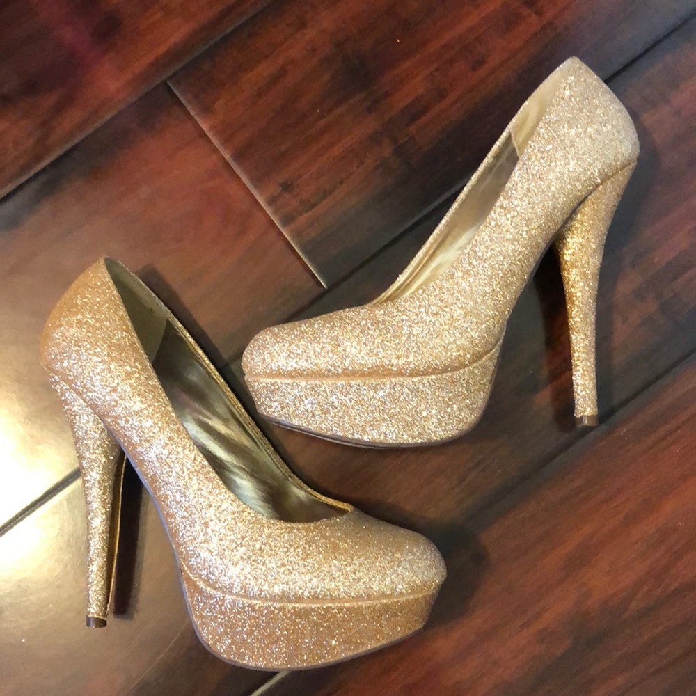 6.5 Gold Sparkle Glitter High Heels